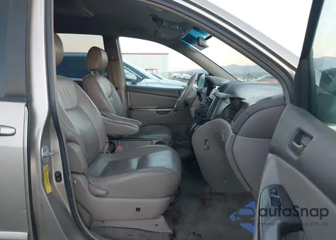 2008 Toyota Sienna Le из США, поврежденный, VIN 5TDZK23C08S142859